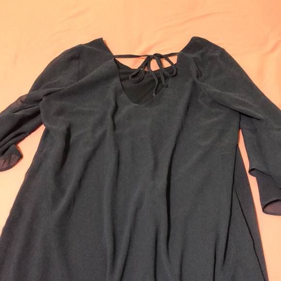 Clothes - Picture 2 of 3